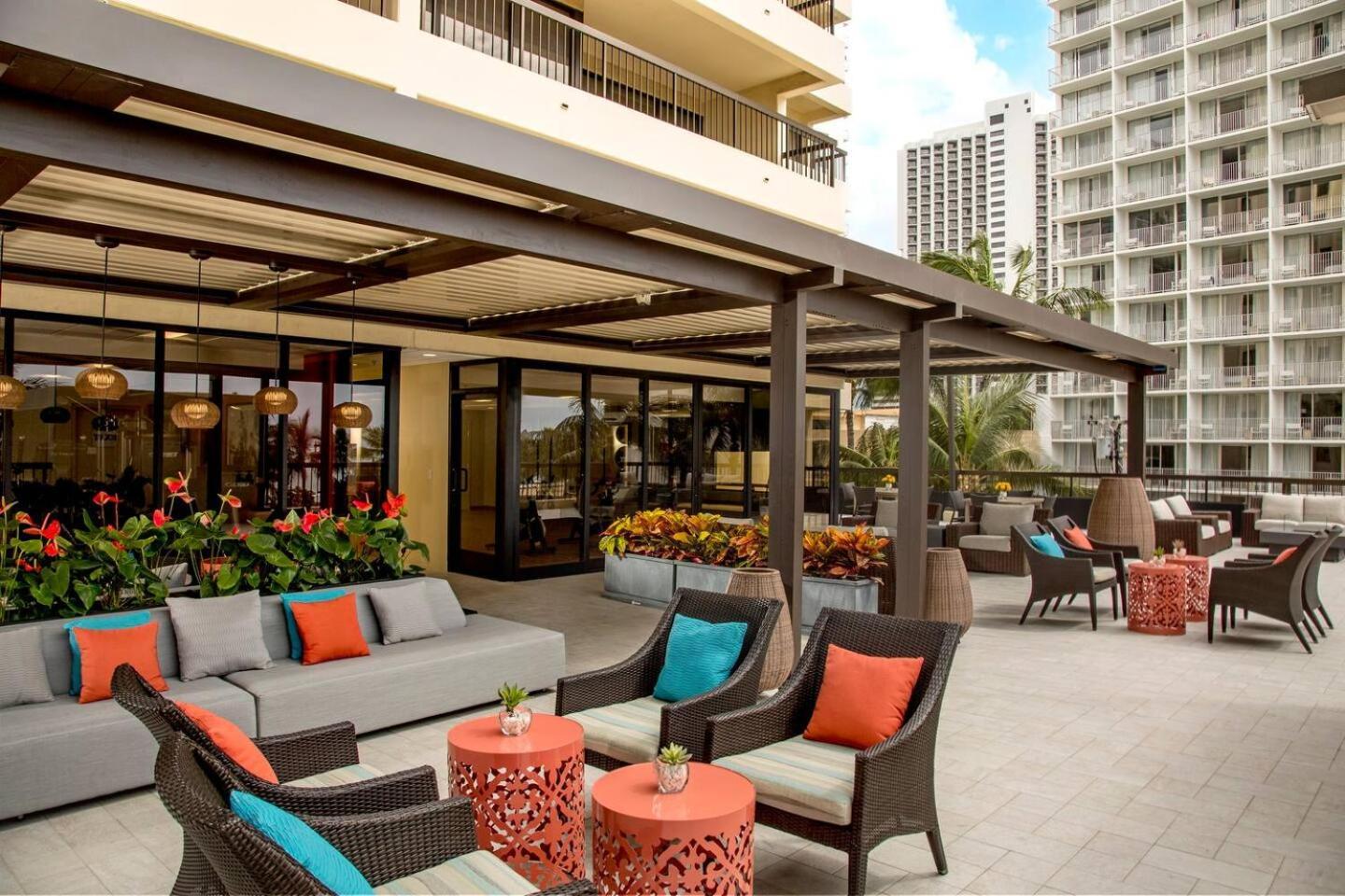 Luxury Oceanfront 2 Bedroom Apartment At Waikiki Beach Tower Honolulu Extérieur photo