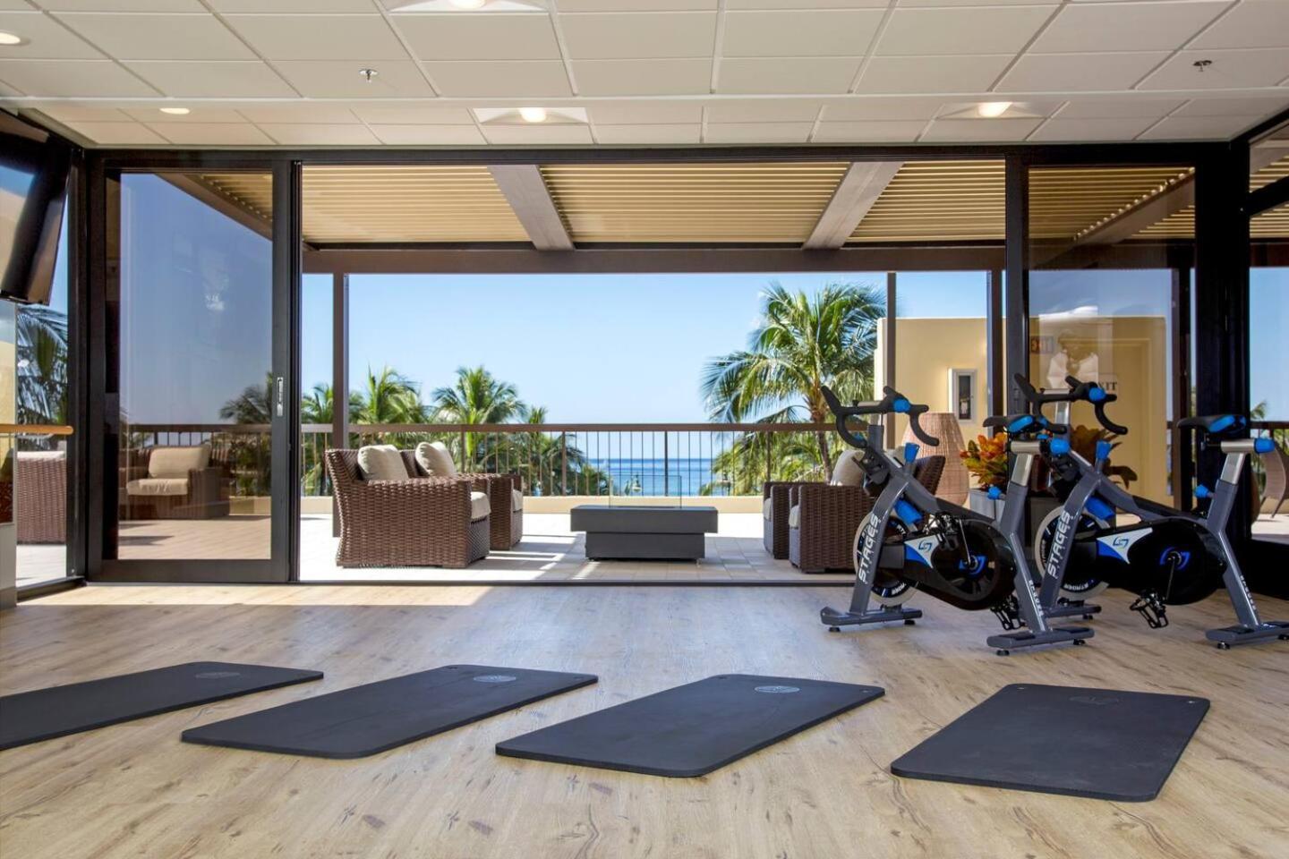 Luxury Oceanfront 2 Bedroom Apartment At Waikiki Beach Tower Honolulu Extérieur photo