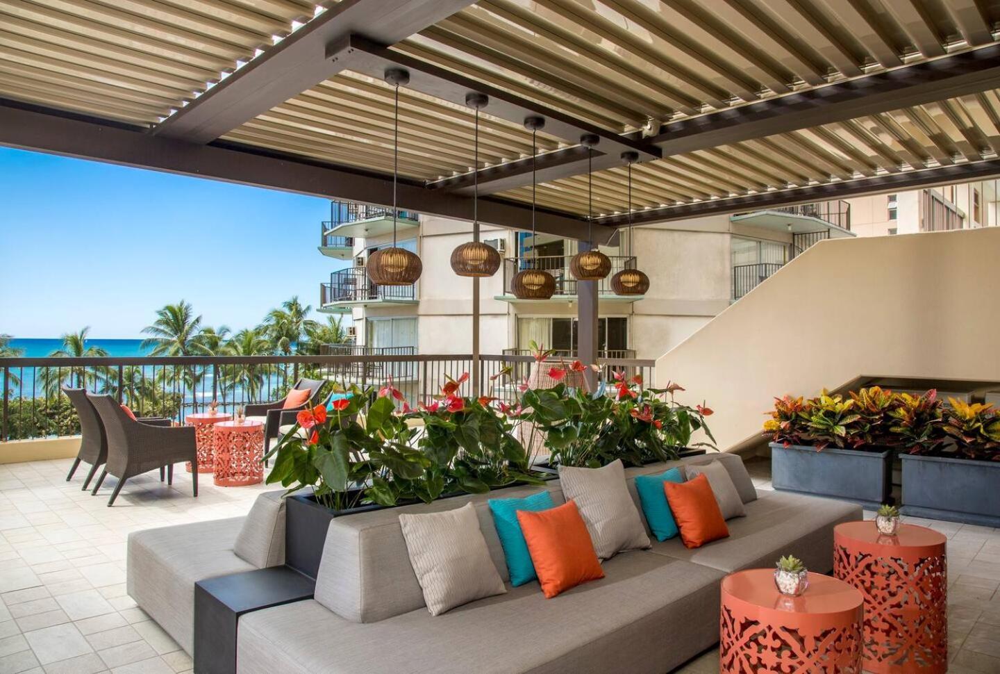 Luxury Oceanfront 2 Bedroom Apartment At Waikiki Beach Tower Honolulu Extérieur photo